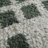 Traditional handmade pure wool rug, size 150 x 250 cm
