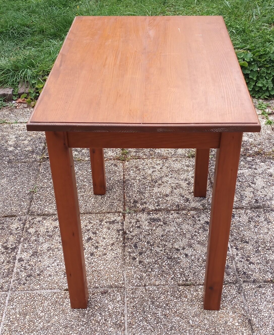 Scandinavian drawer desk