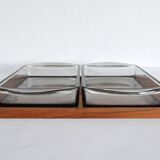 Plateau de service danois moderne en teck avec bols en verre par Wiggers, Danemark, 1960s