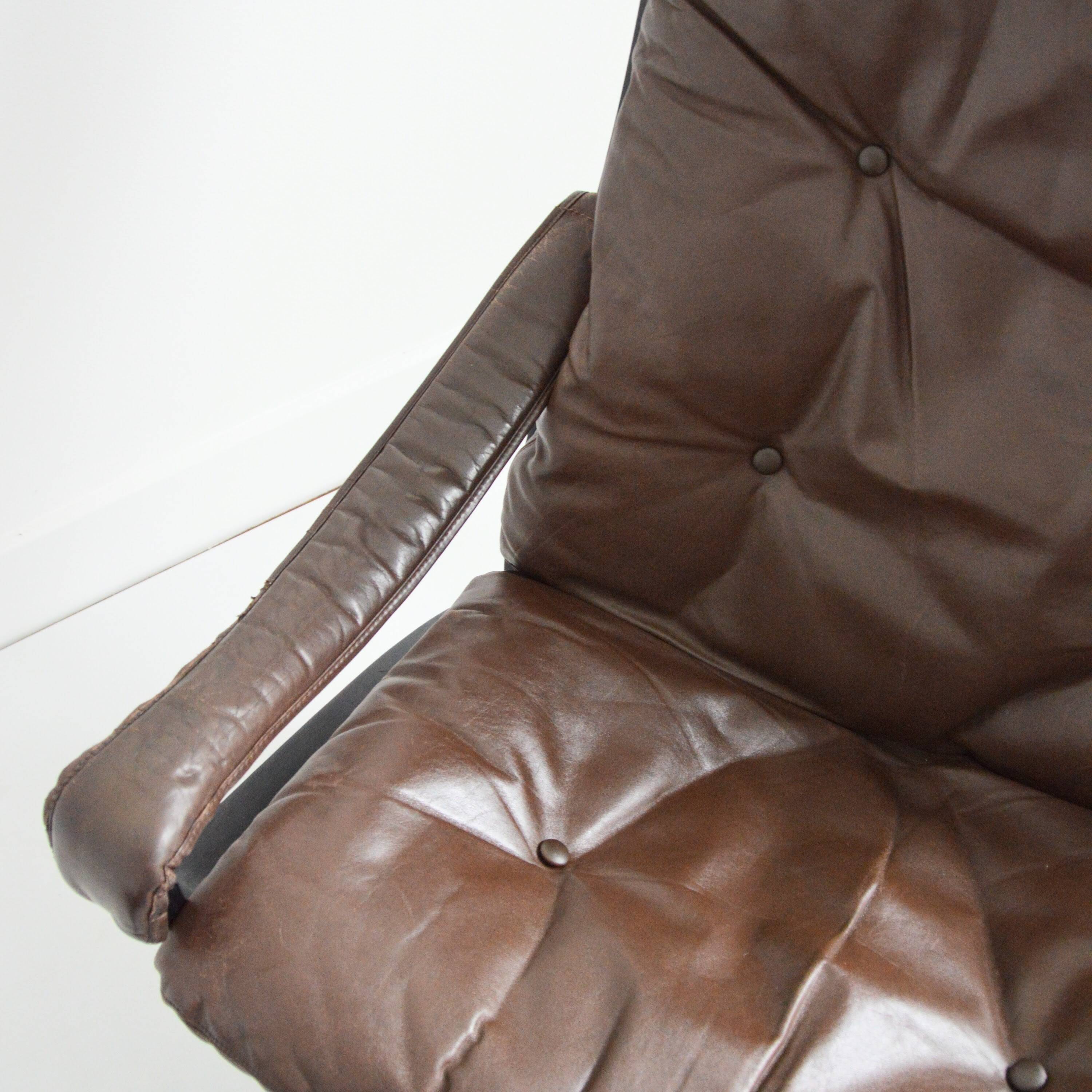 Siesta armchair with its ottoman by Ingmar Relling for Westnofa 1960s