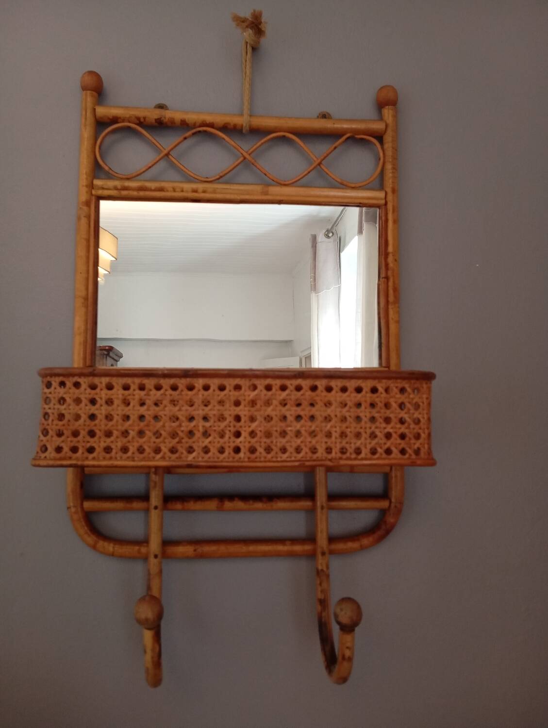 Wall shelf, rattan towel rack