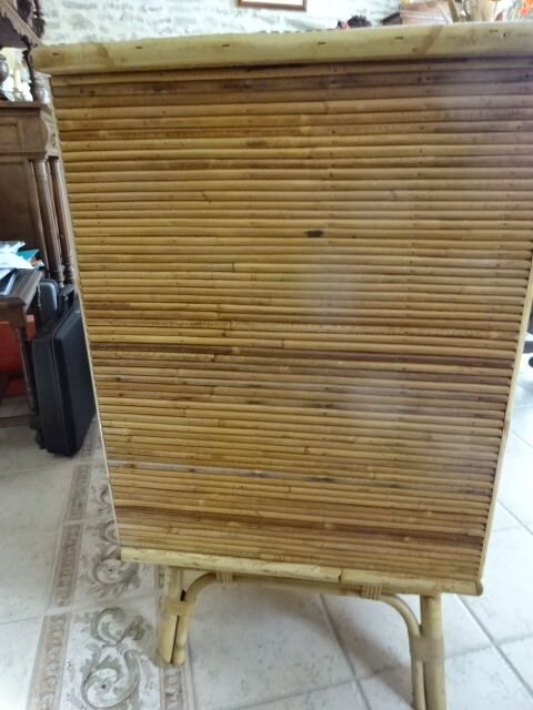Rattan chest of drawers