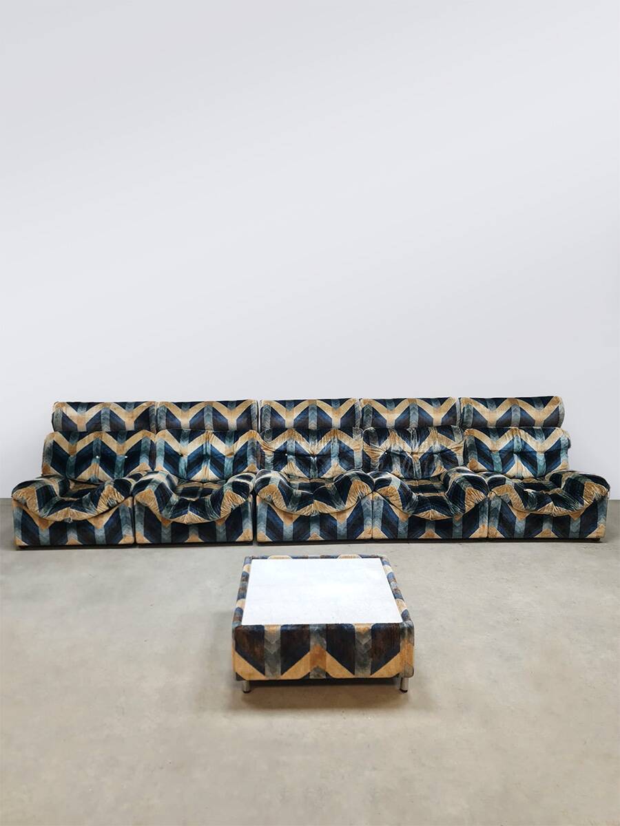 Canapé modulable vintage en velours « Lignes géométriques »