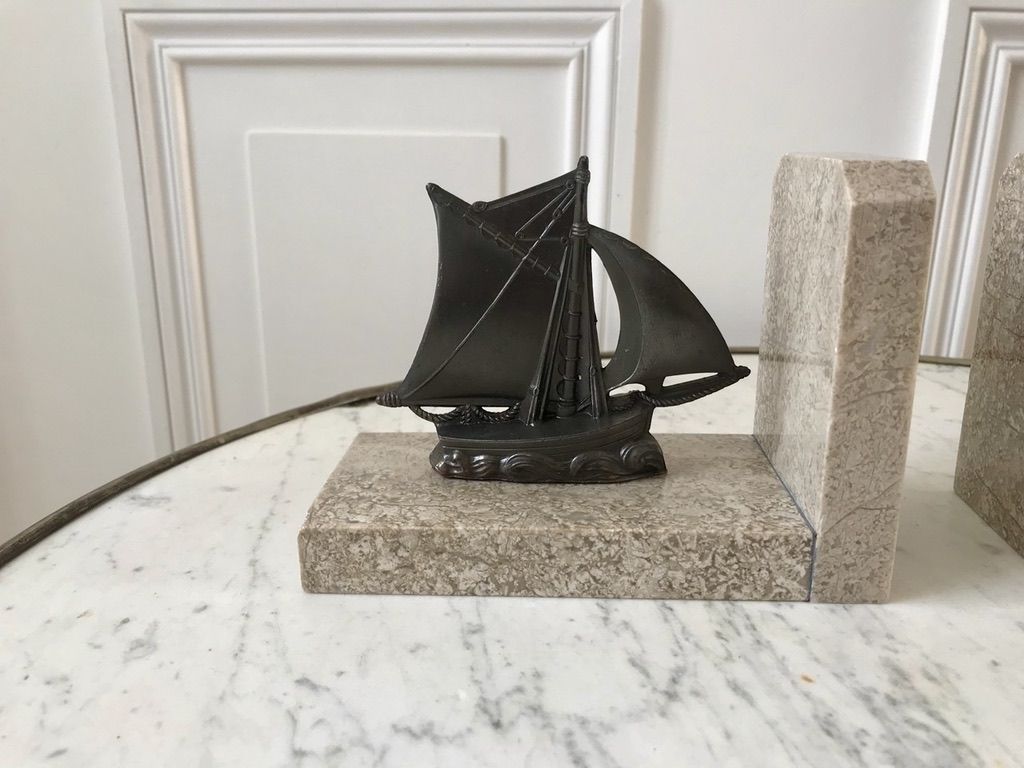 Pair of bookends boats in marble and steel 50s