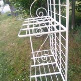 Wrought iron boulangère shelf