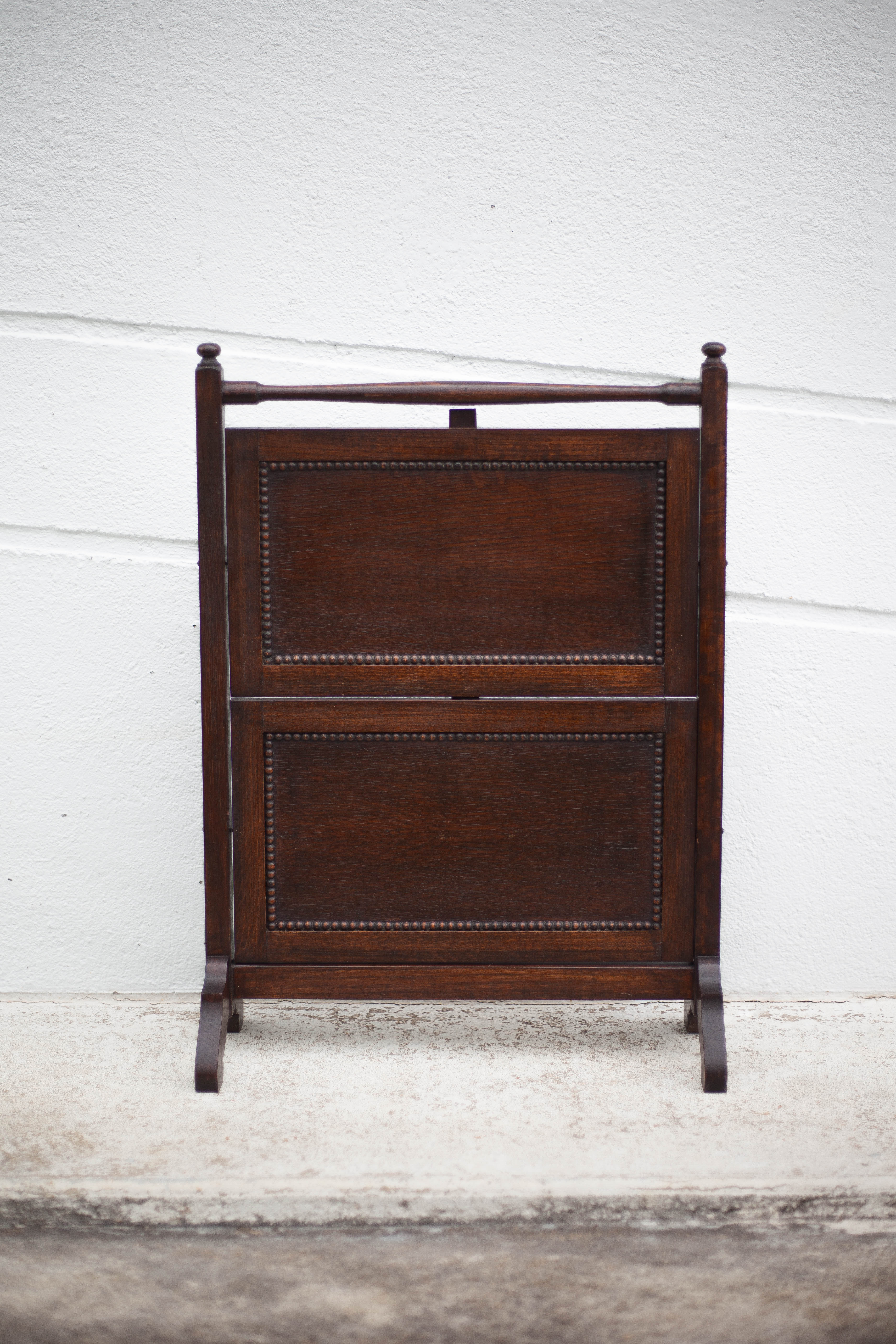 Wooden folding table, cake presentation support, side table, cake stand