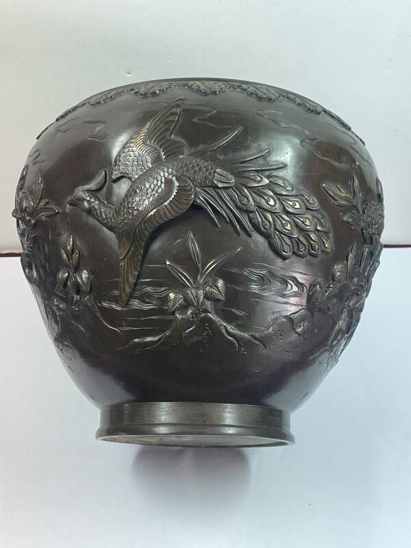 Gros vase en bronze asiatique xix ème - 22 cm - diamètre 25 cm