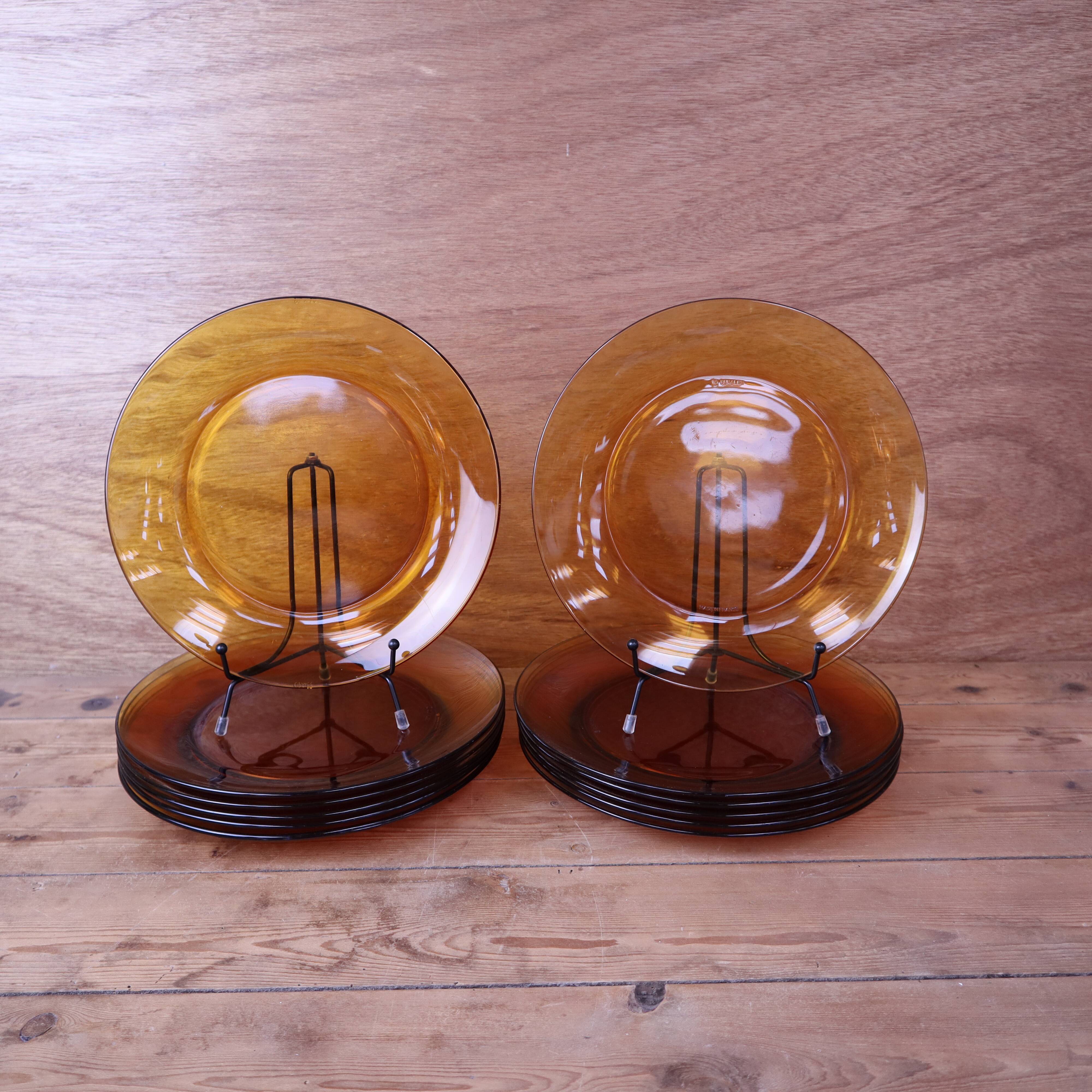 Set of 6 amber Duralex flat plates