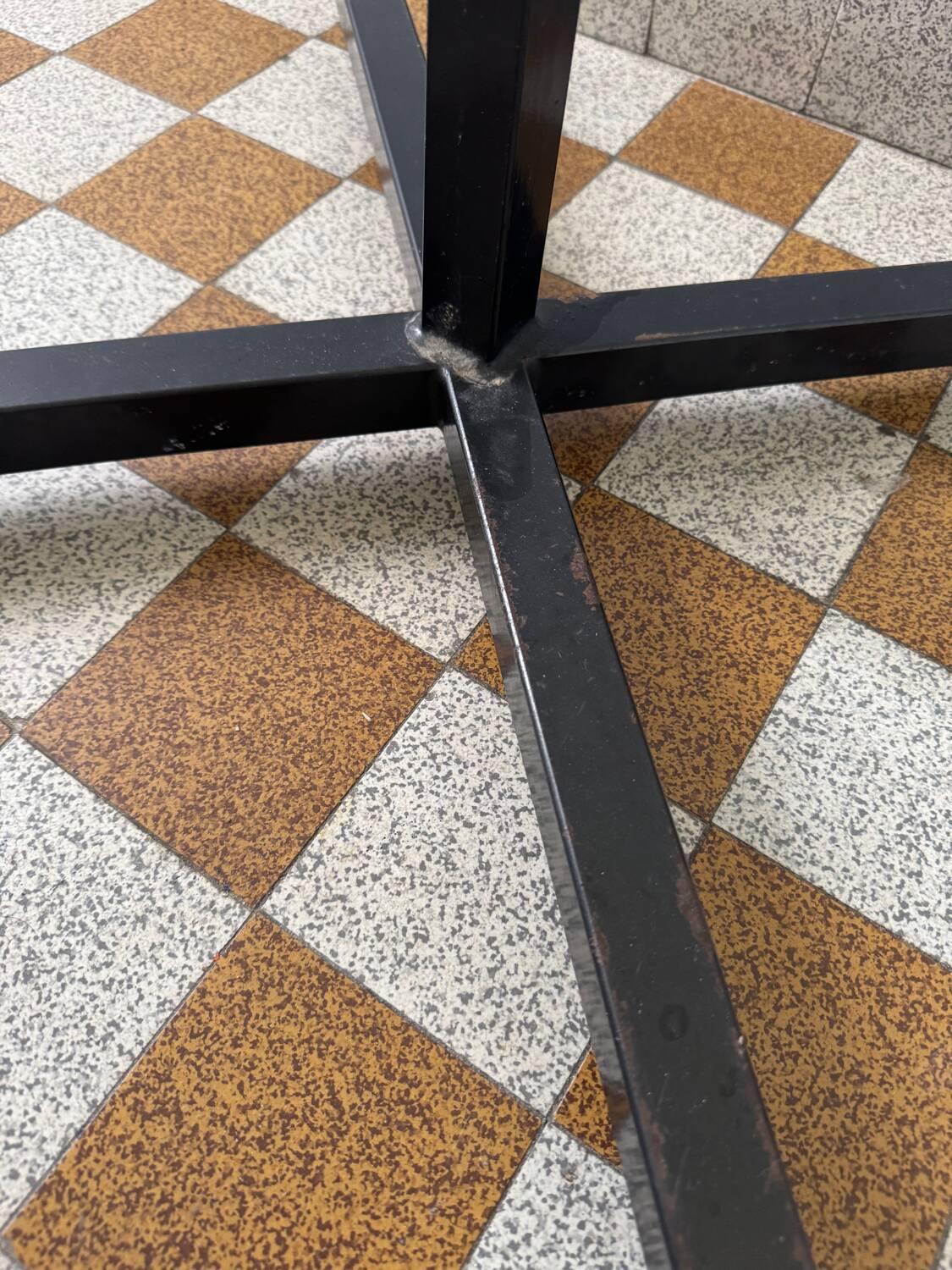 Coat rack/parrot cloakroom 70s