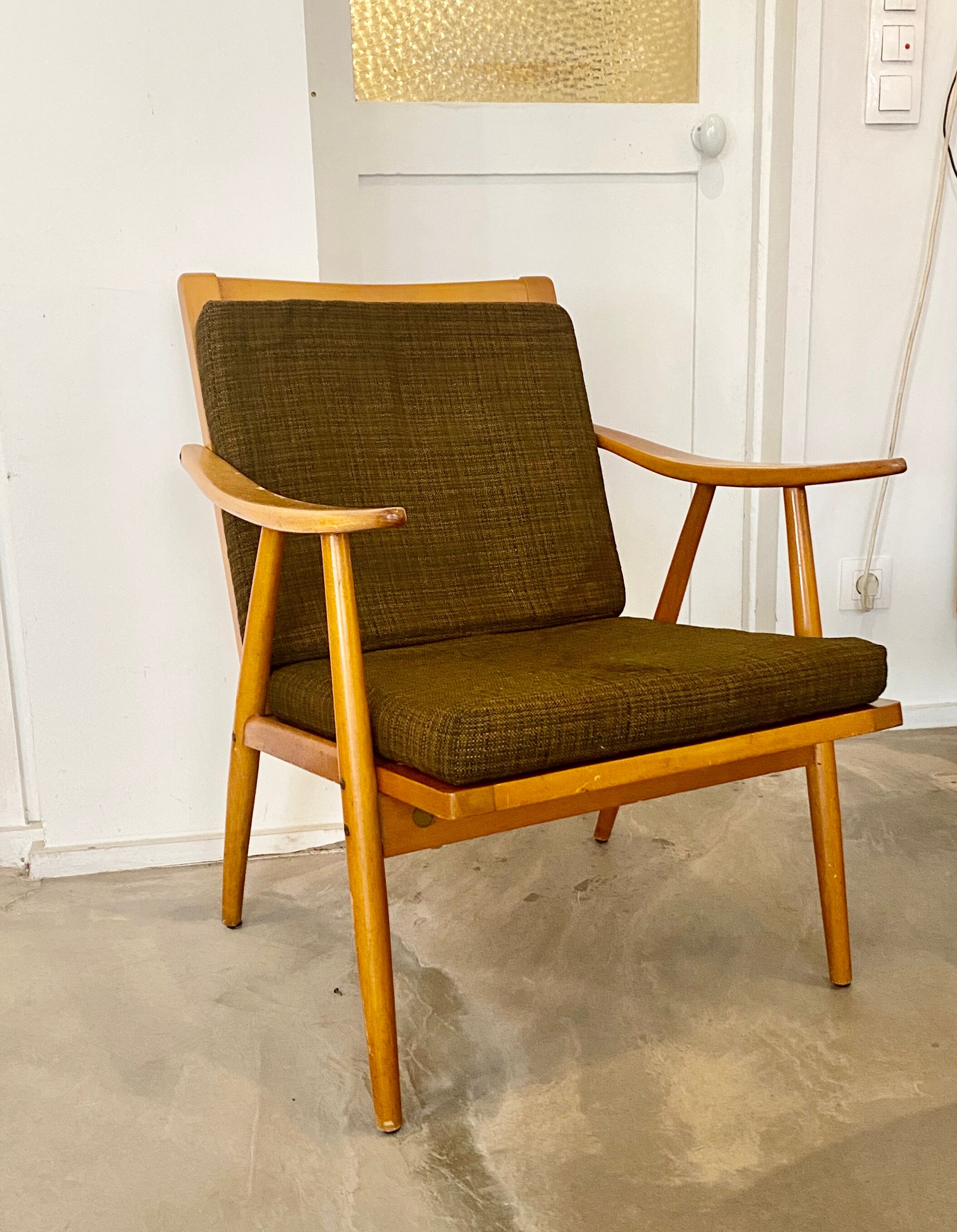 Boomerang Thonet armchair