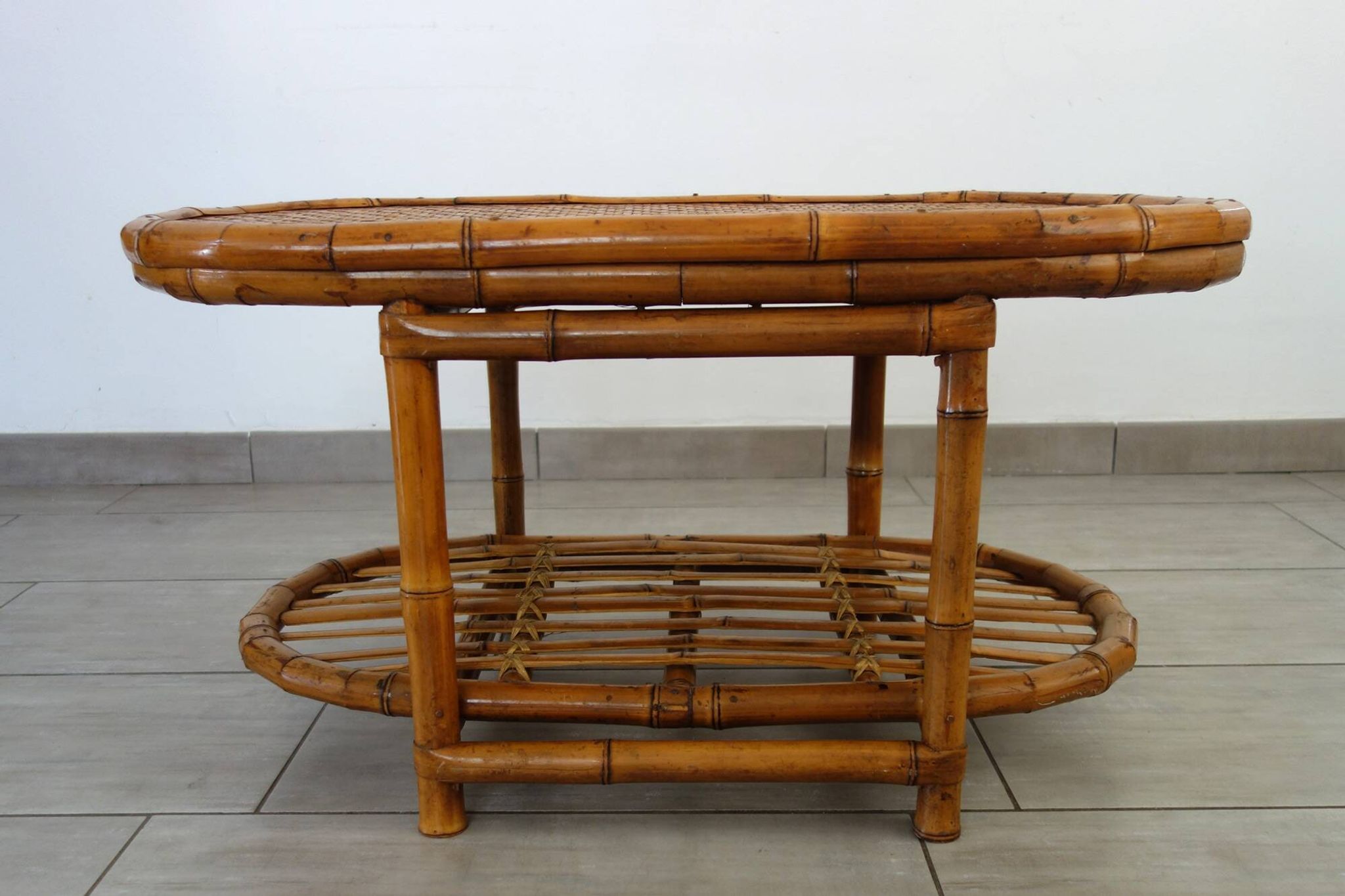 Table basse vintage bambou et osier tressé