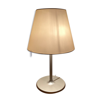 Melampo table lamp