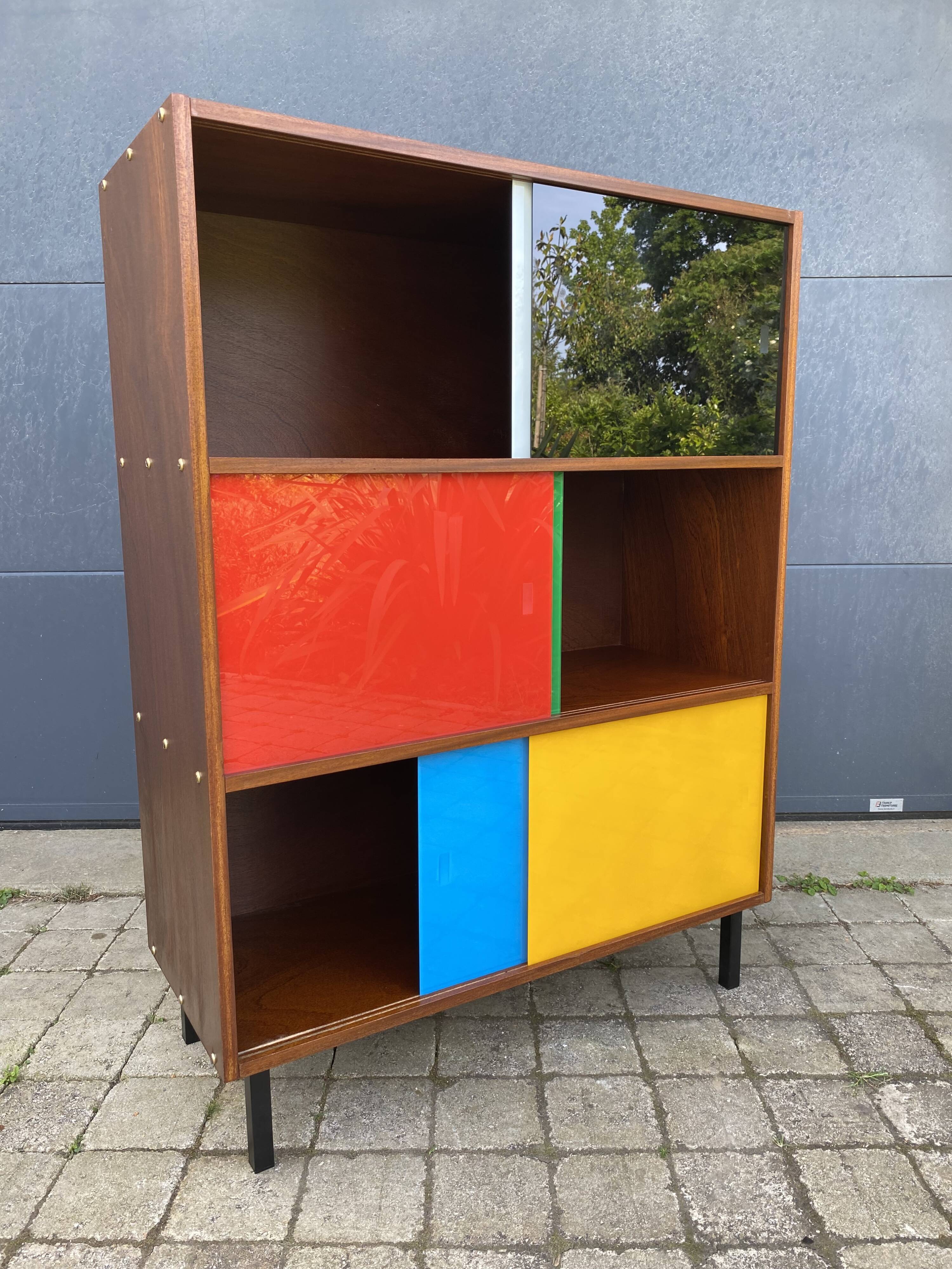Vintage bookcase/showcase