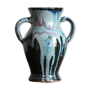 vase bleu avec anses