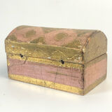 Florentine vintage box, pink and gold