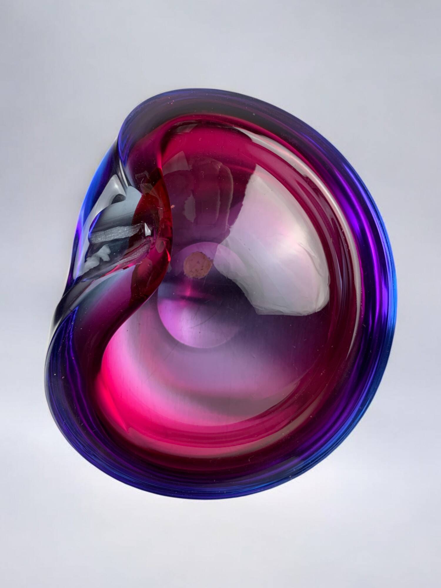 Sommerso pink and purple Murano glass tray by Flavio Poli