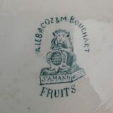 Lebacqz and Bouchart plate fruit model in earthenware of Saint Amand