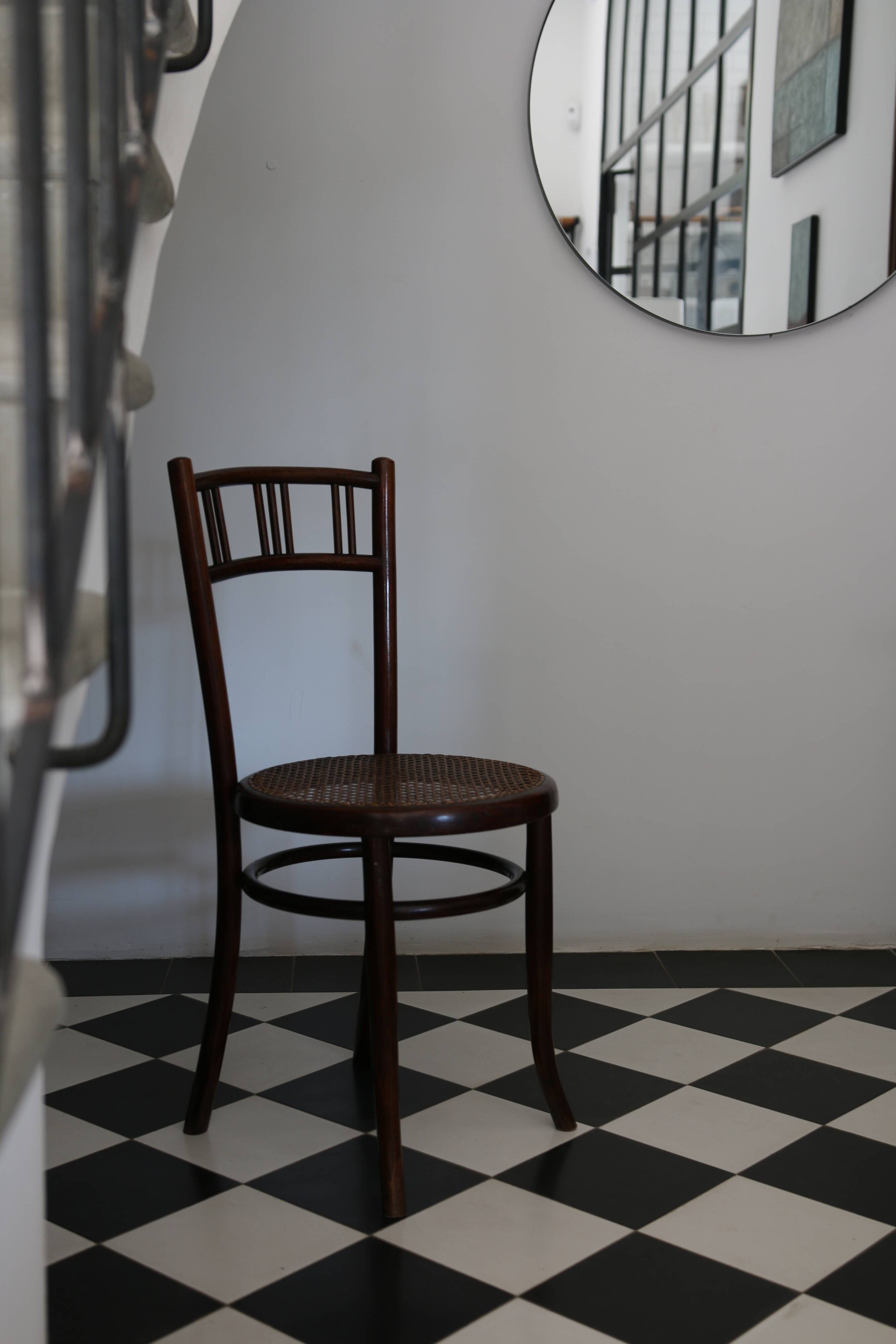 3 chaises bistrot bois courbé, Fischel, fin XIXe - début XXe.
