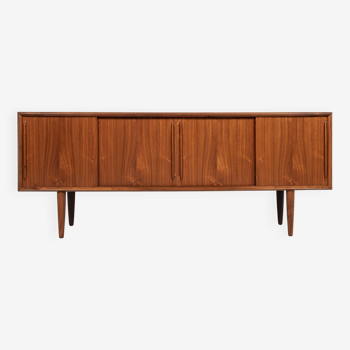 Midcentury Danish sideboard in walnut by Svend Aage Madsen for HP Hansen 1960s