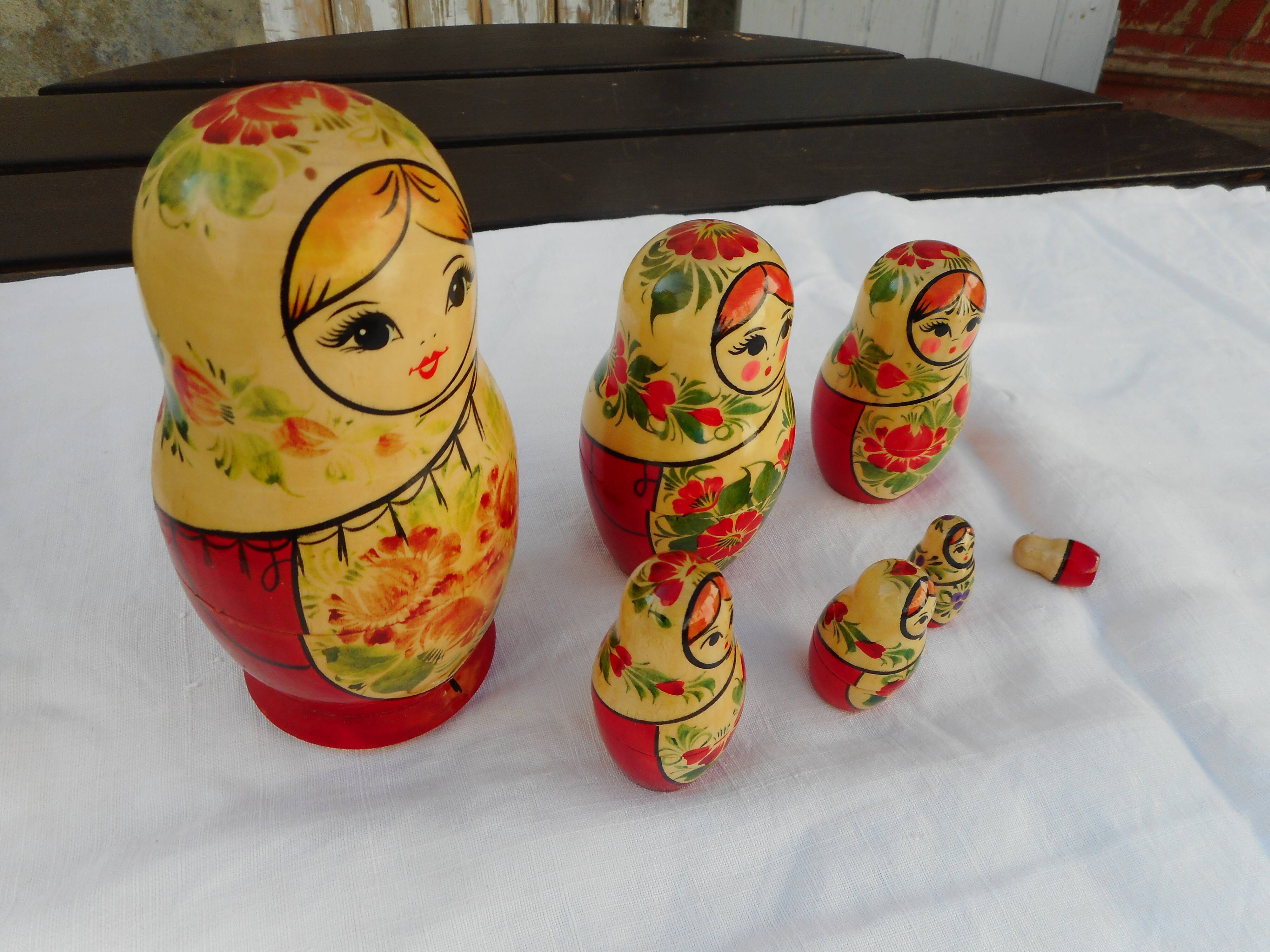 Russian dolls "Matriochka"