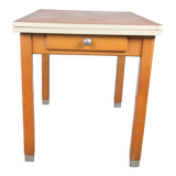 Table Mado