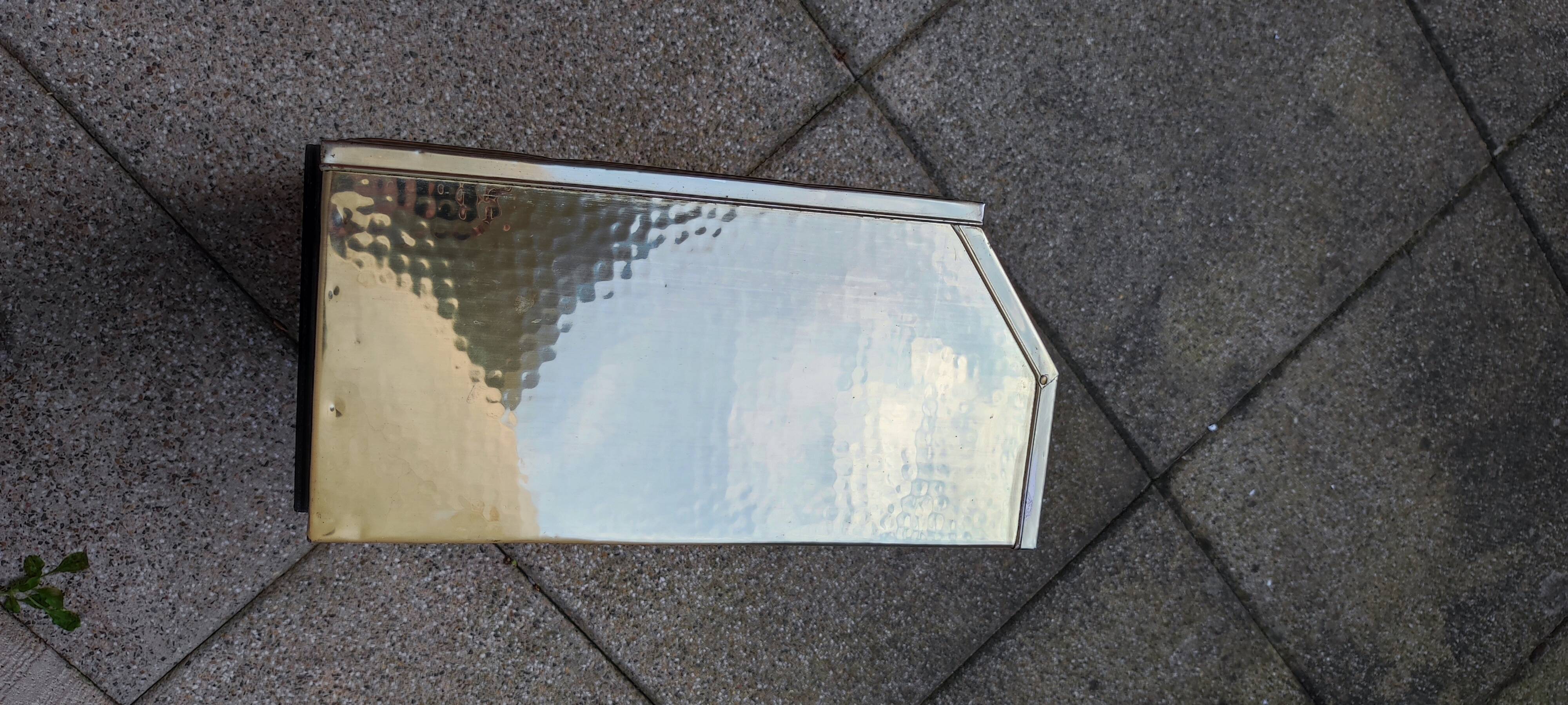 English woven metal magazine rack