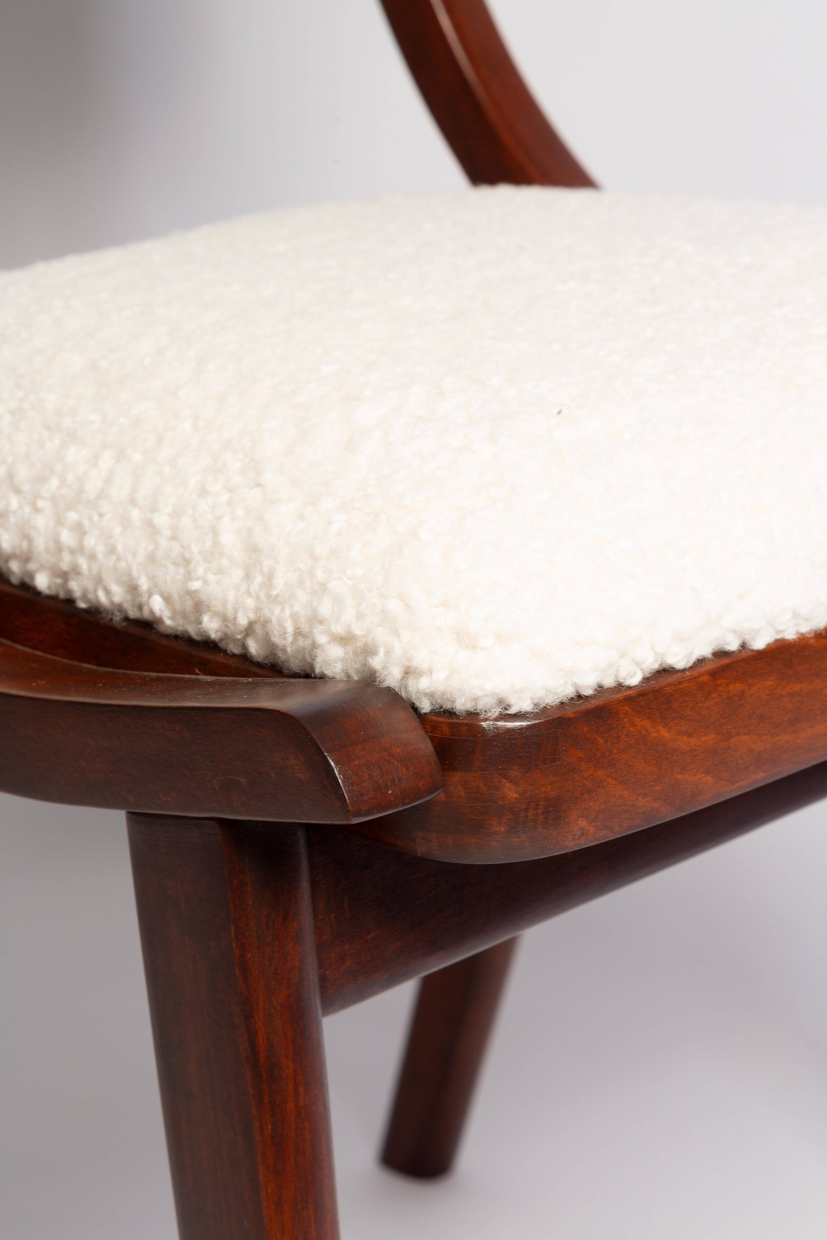 Mid-Century Modern Bumerang Chair, light cream bouclé, Poland, 1960s