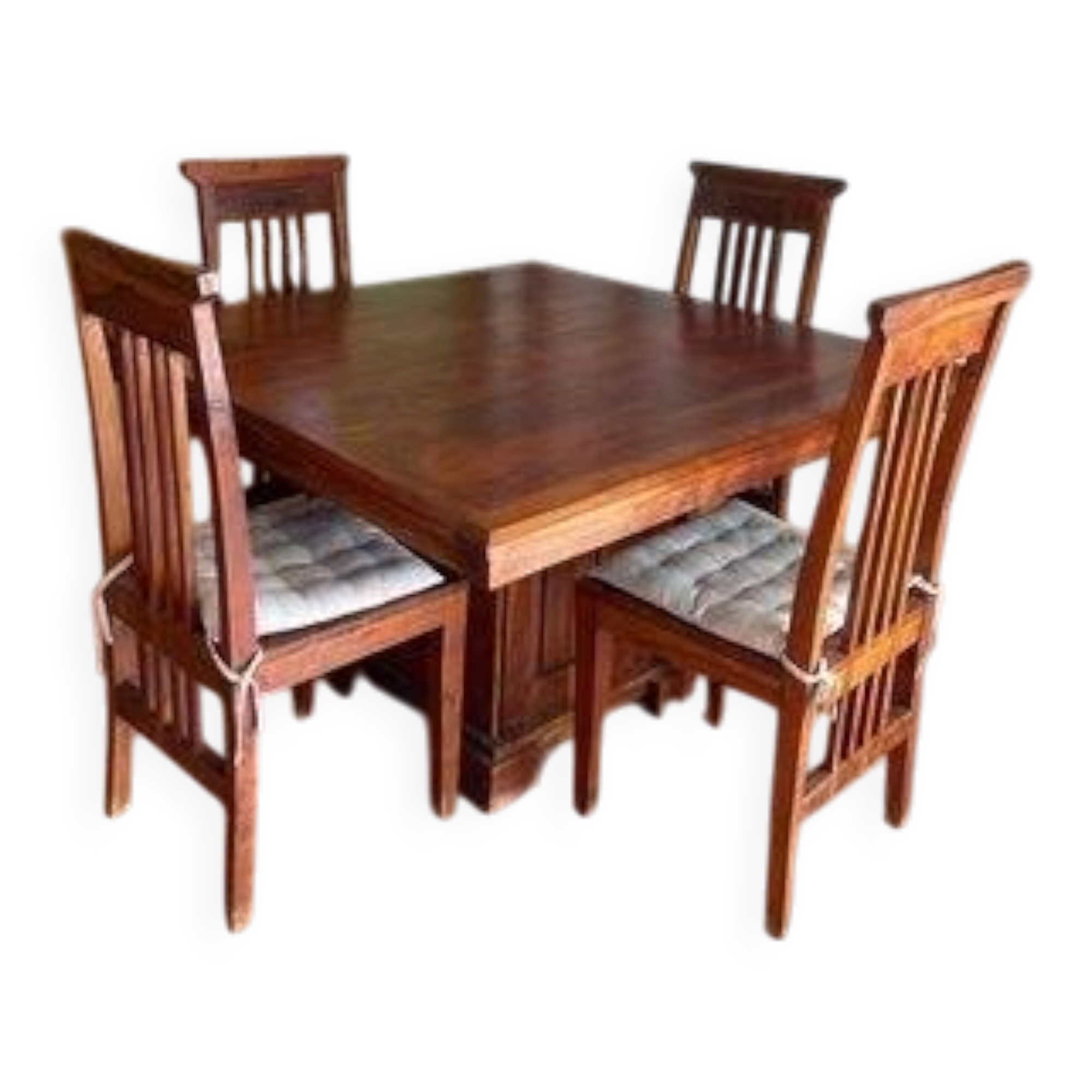 Table à manger avec 4 chaises en Teck