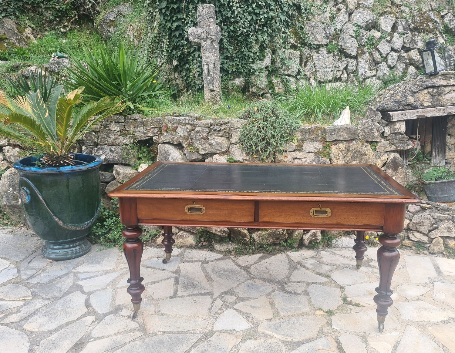 Flat desk double sided mahogany era XIX TH century