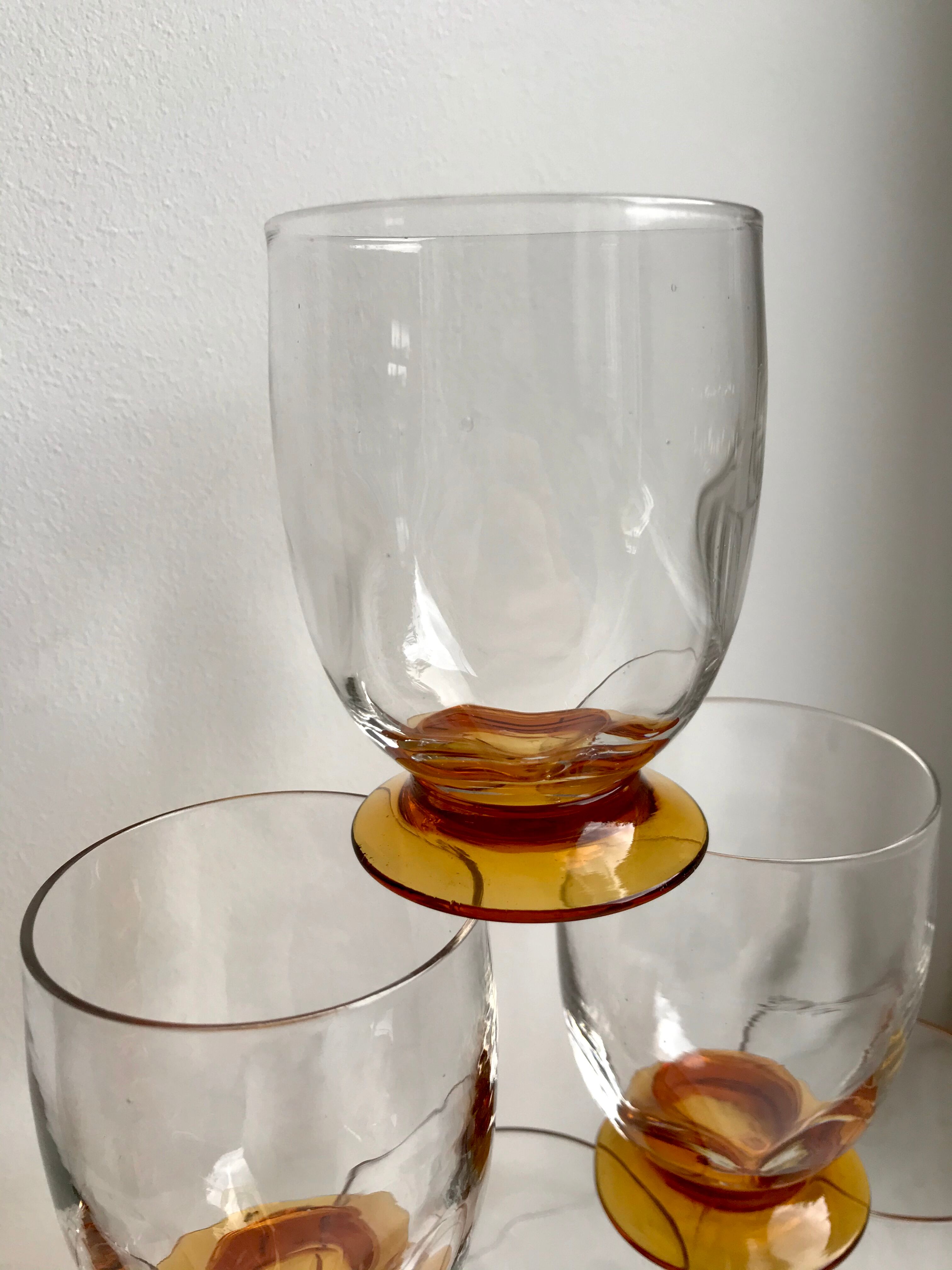 Set of 6 shot glasses with amber foot art deco 30s