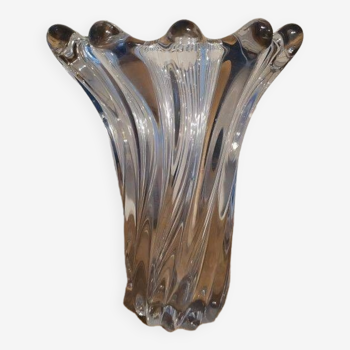 Molded glass tulip vase