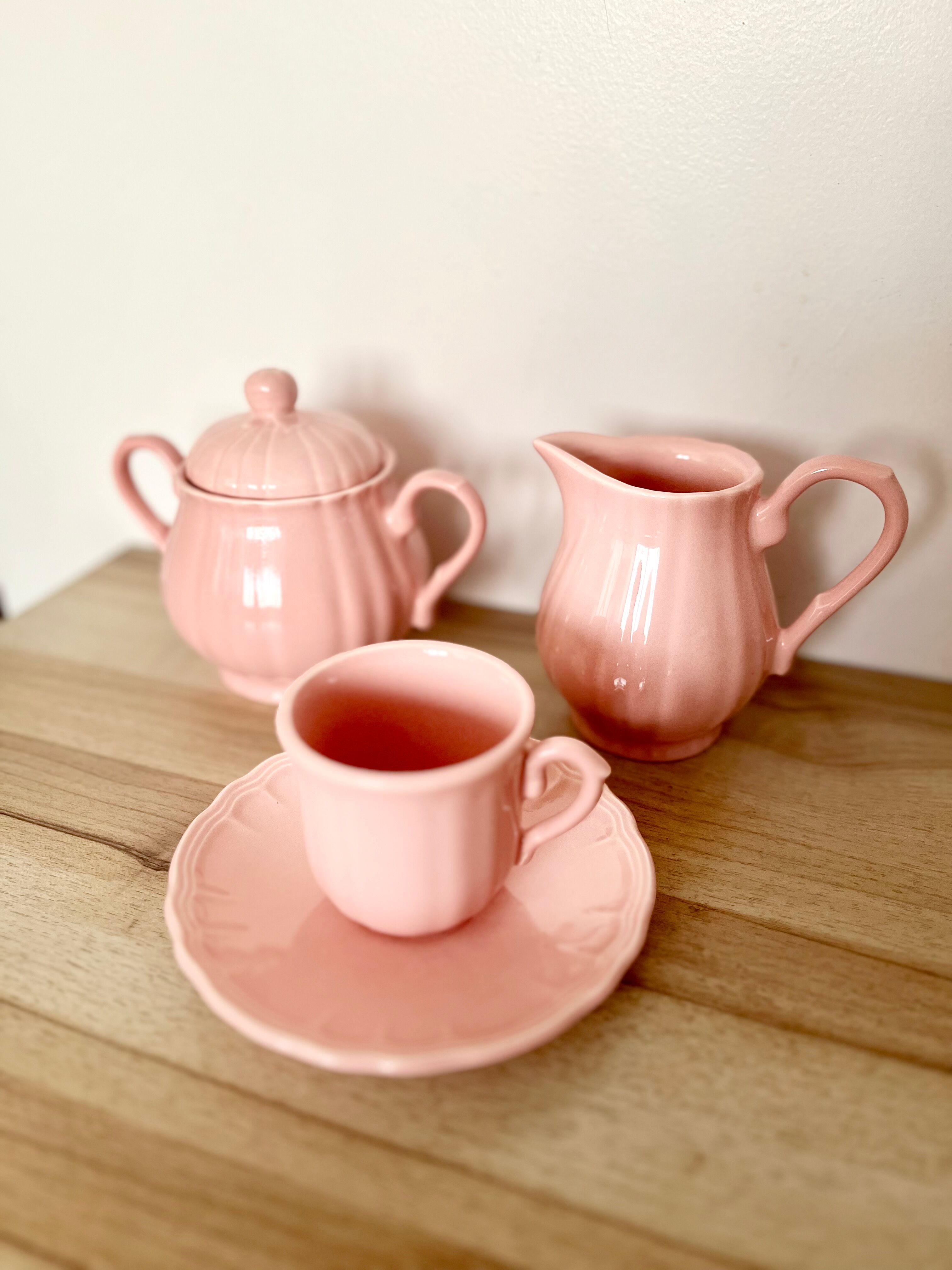 Lot of pink tableware "Faience de Salins" made in France