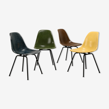 4 chaises DSX de Charles & Ray Eames pour Herman Miller
