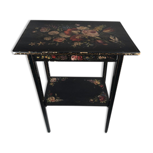 Table volante à deux plateaux,