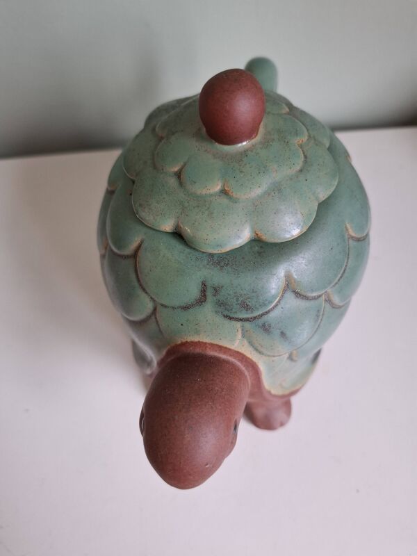 Théière japonaise tortue