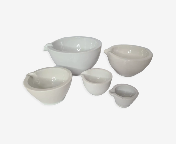 5 porcelain medicine mortars