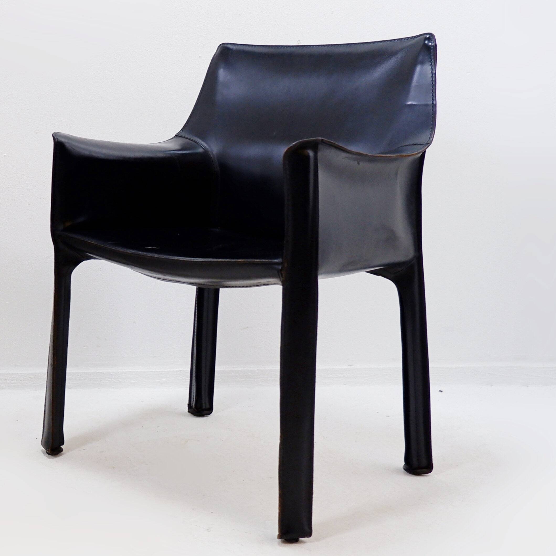 Set of 4 'Cab 413' chairs with armrests by Mario Bellini for Cassina - 1970s