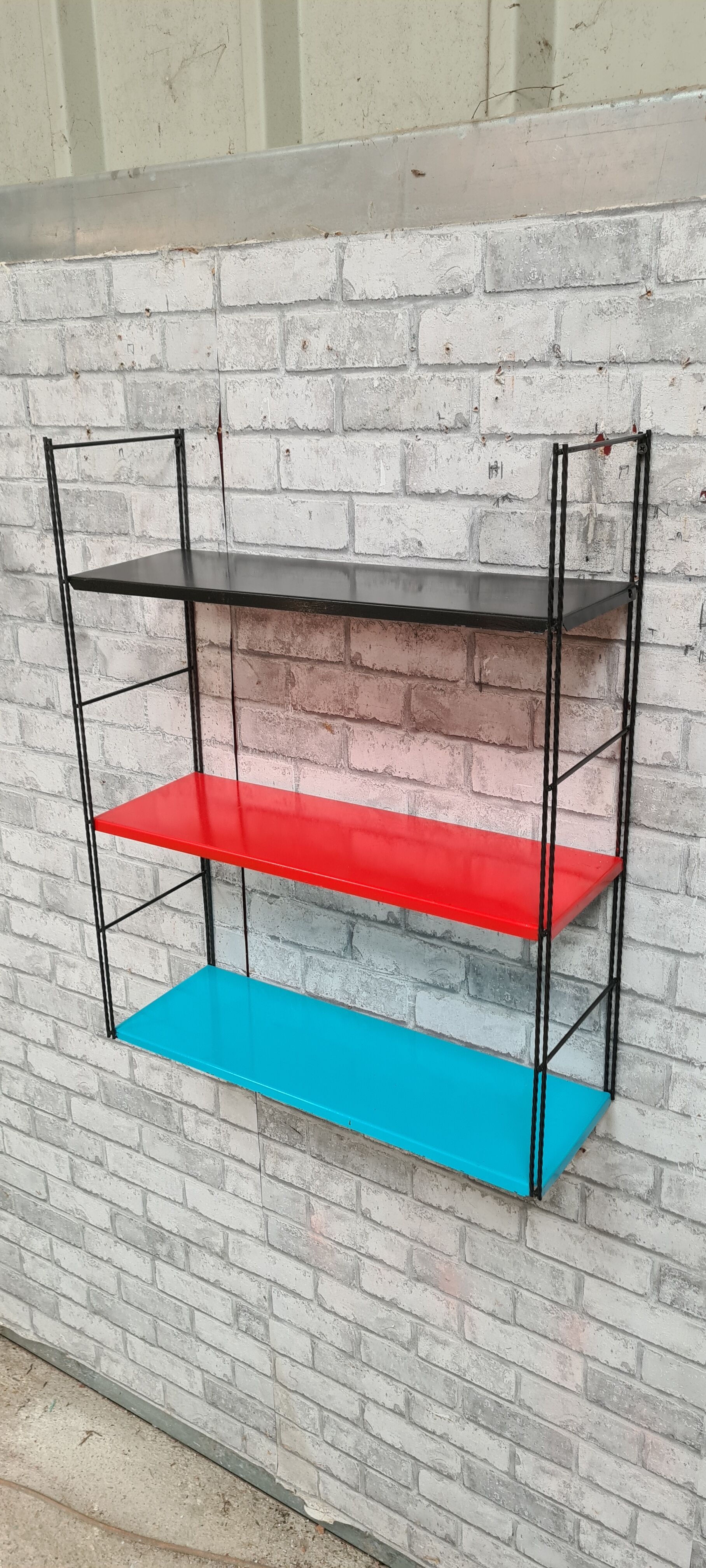 String style shelf 1960