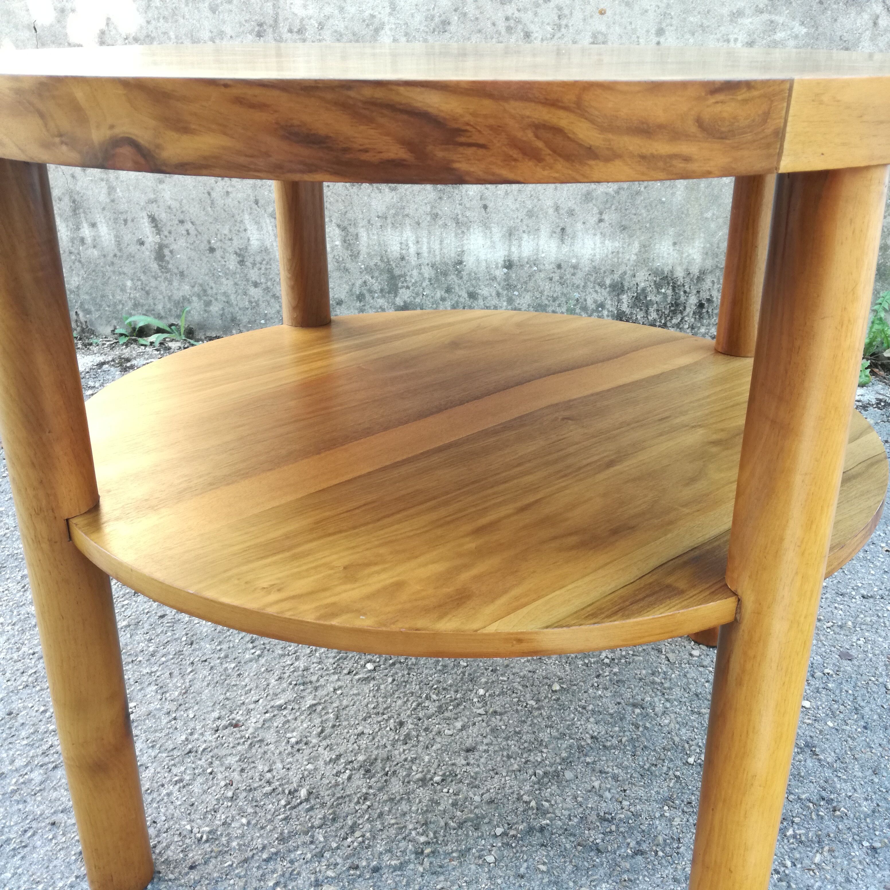 Round walnut pedestal table, with tablet