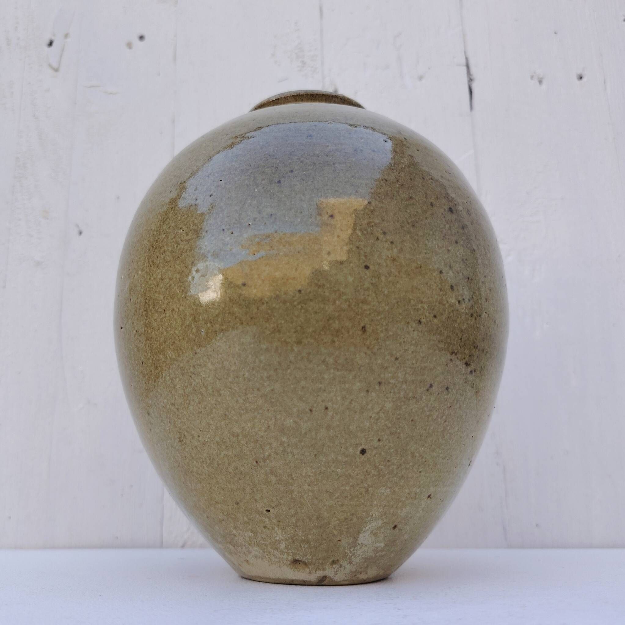 Vase ventru en grès émaillé, signé, vintage