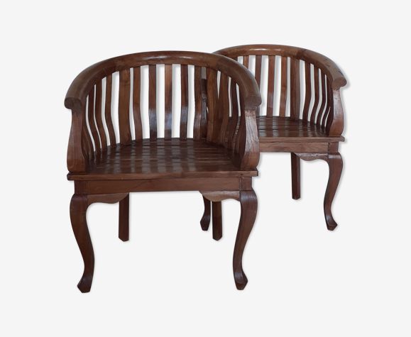 Paire de fauteuils style colonial