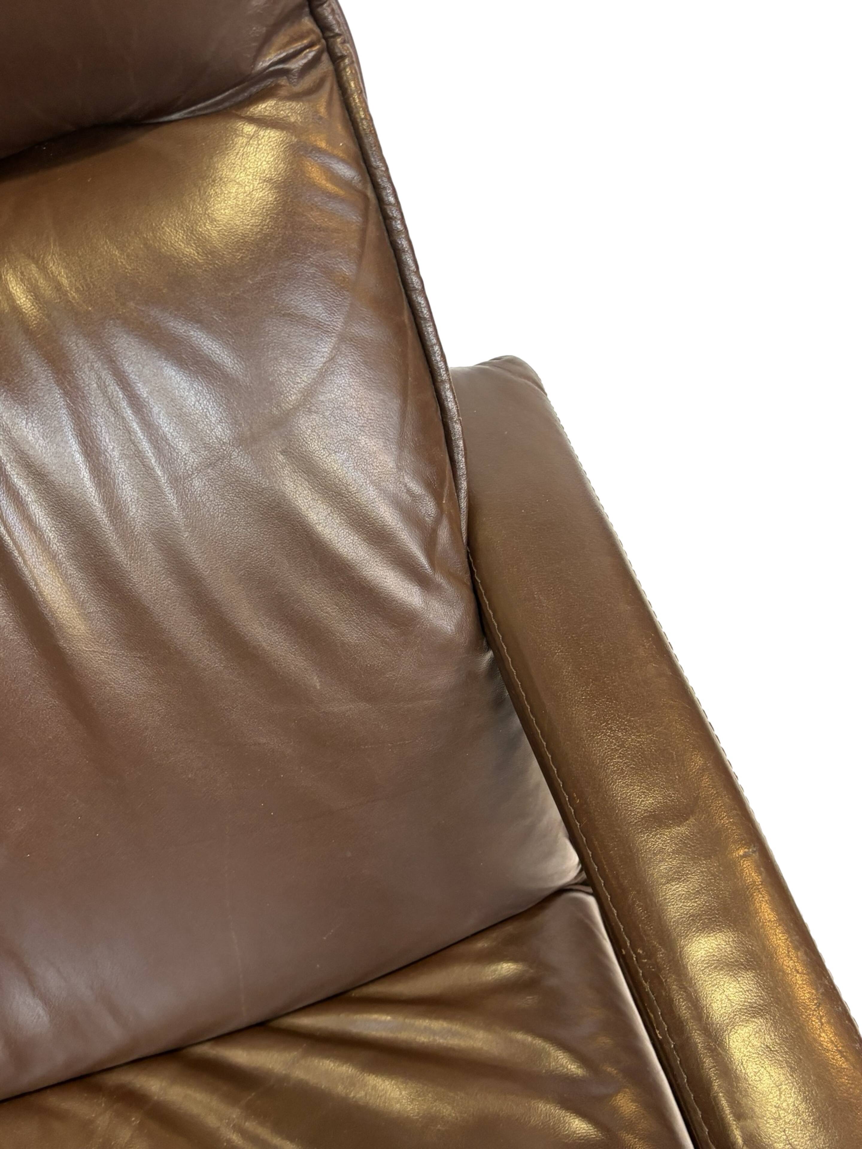 Vintage Artifort lounge chair Geoffrey Harcourt Design Easy Chair