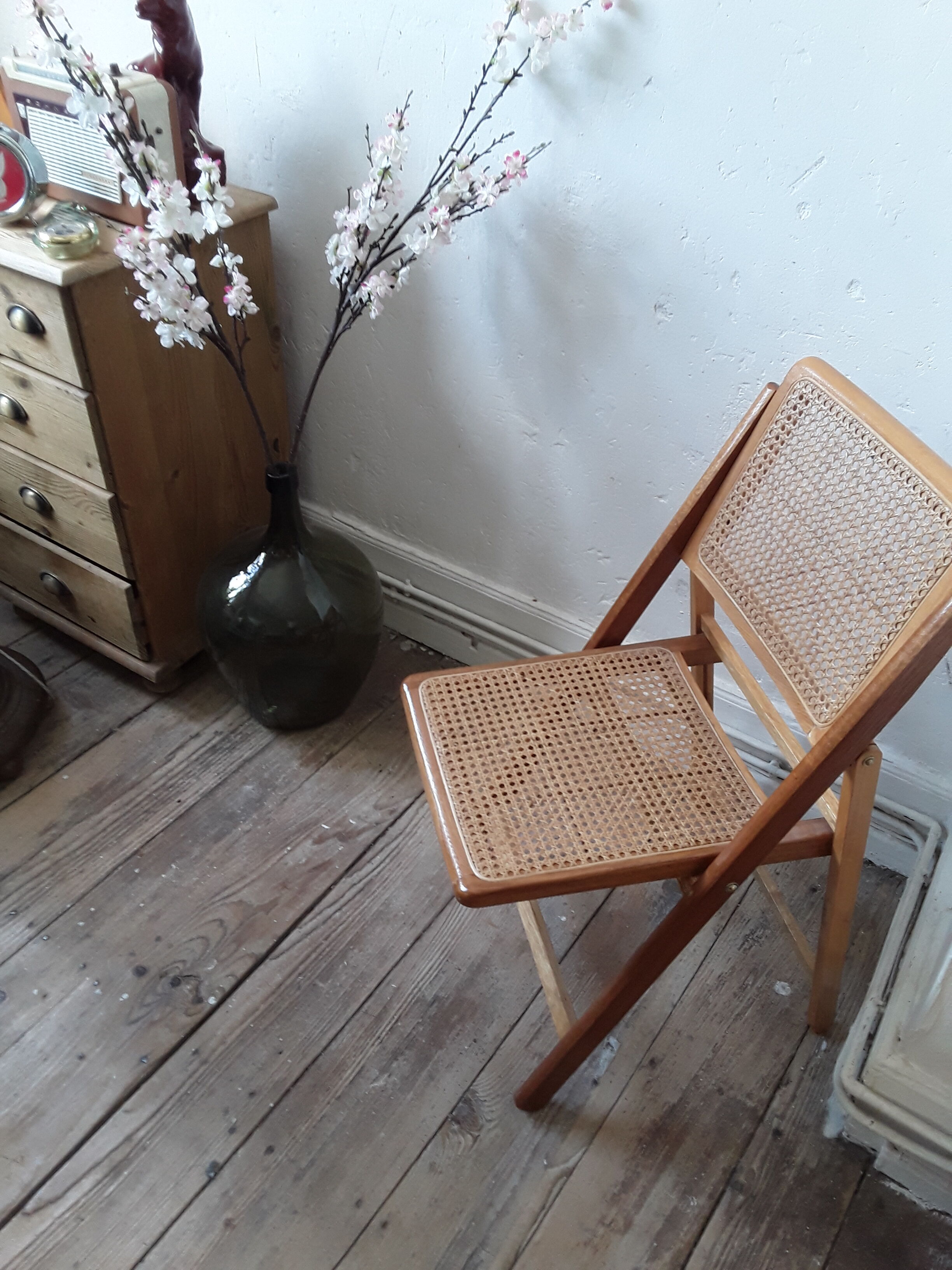 Vintage canne folding chair