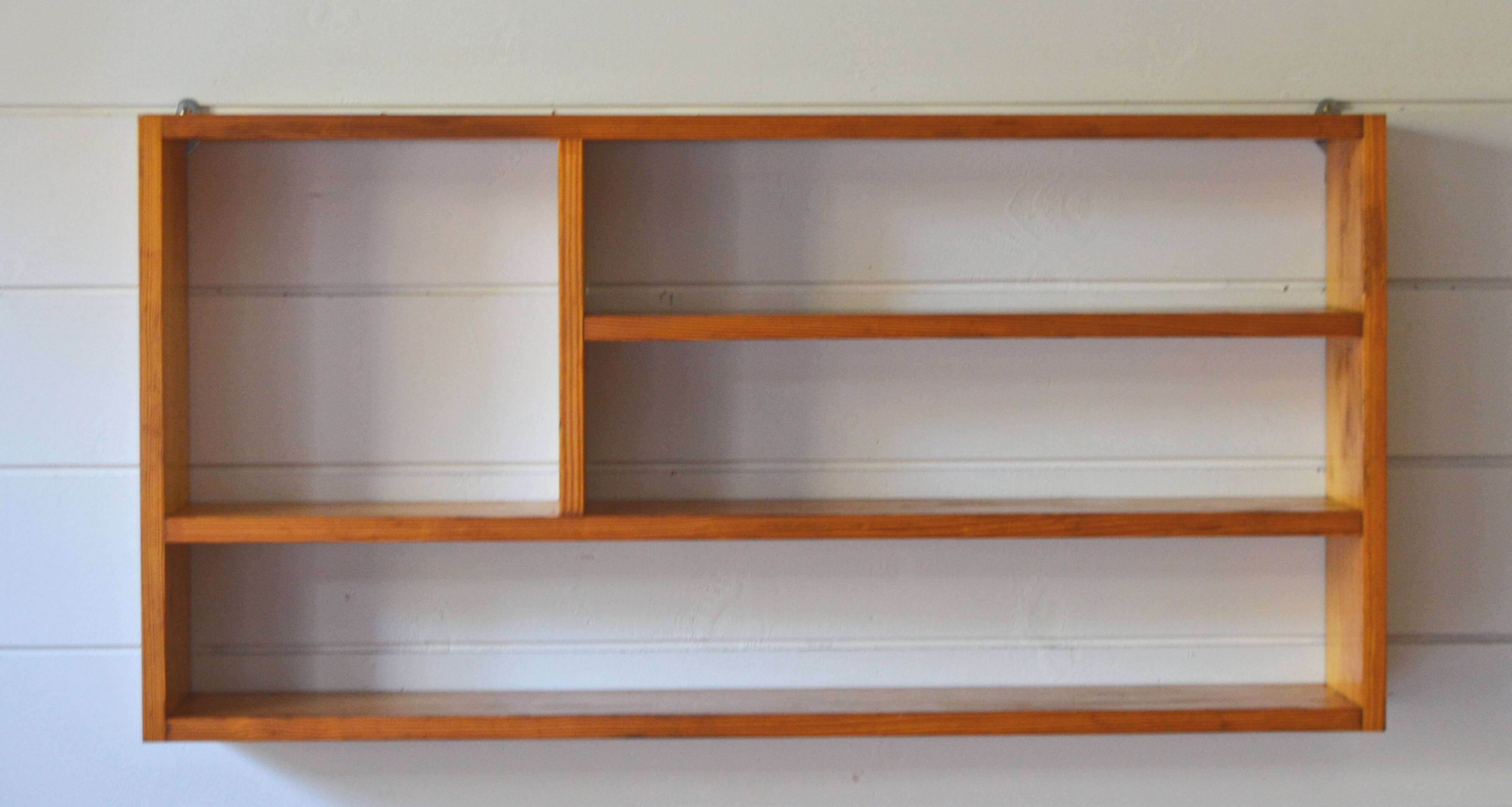 Picthpin shelf