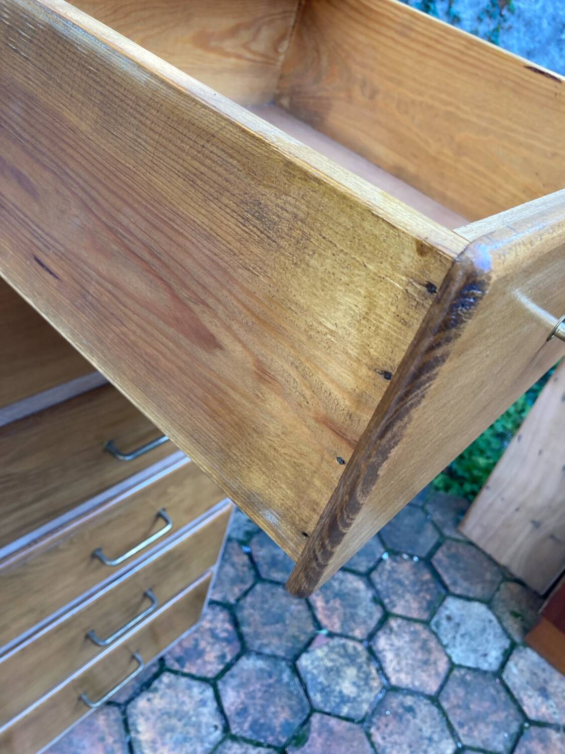 Vintage chest of drawers