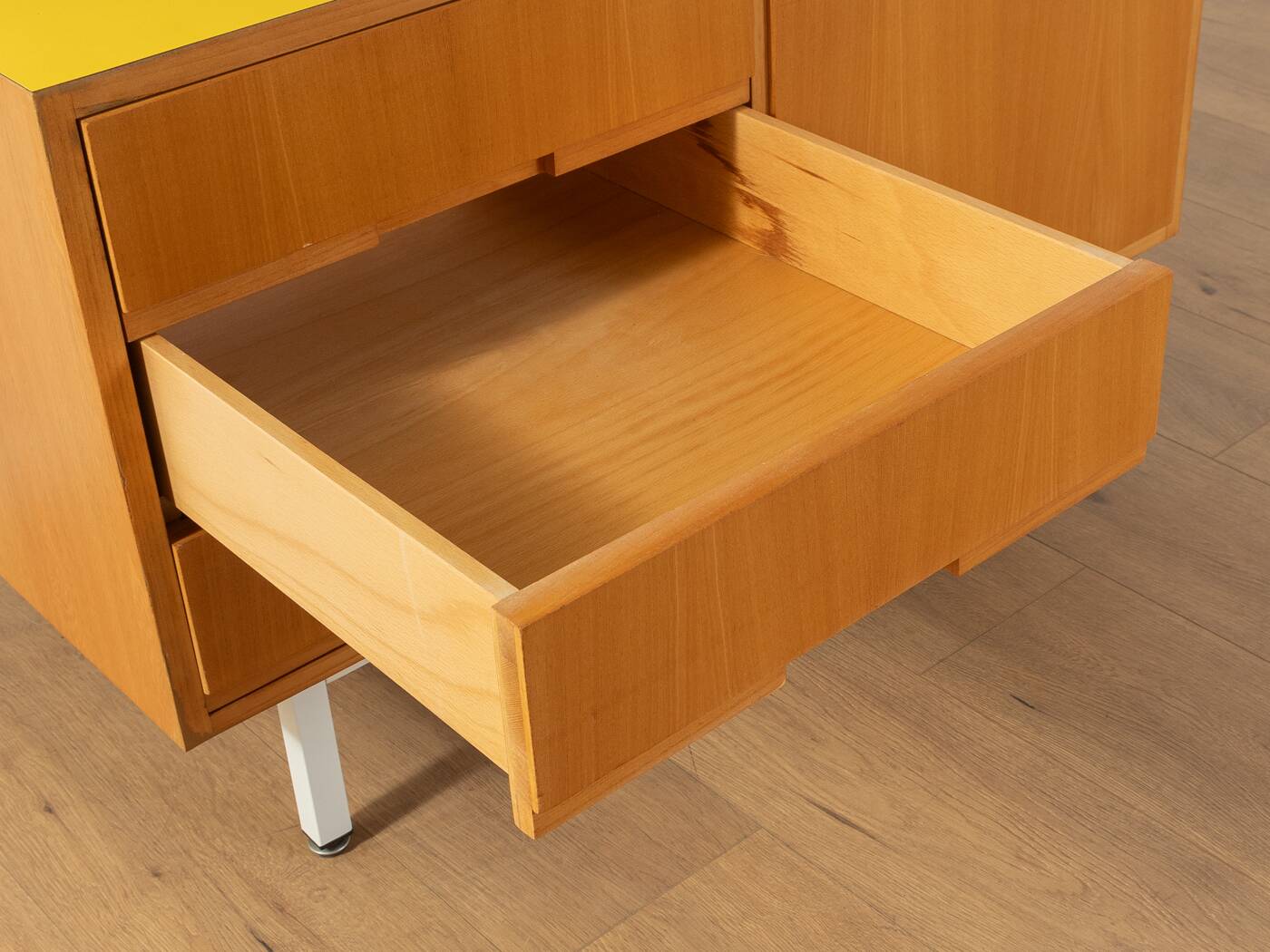 Commode des années 60