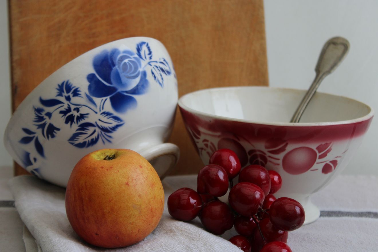 Set of 2 antique ceramic bowls
