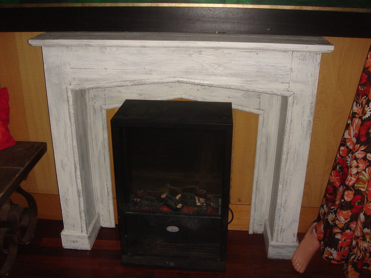 Fireplace wood painted in 1930/40