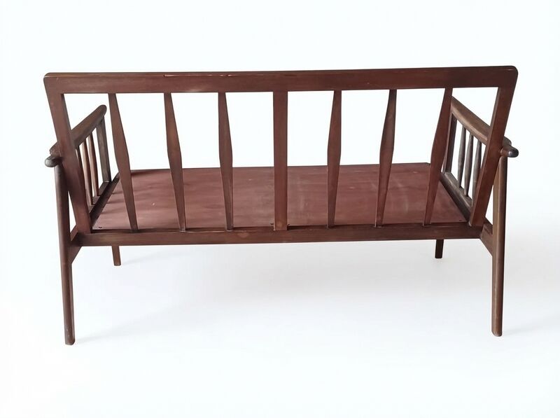 Vintage Scandinavian bench in solid beech from the 1950s with tapered legs.
