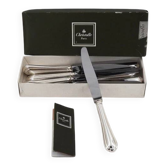 Christofle Spatours, 12 silver-plated table knives, in excellent condition.